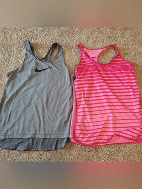 Lot Of 2 Nike Workout Tanks Womens XL